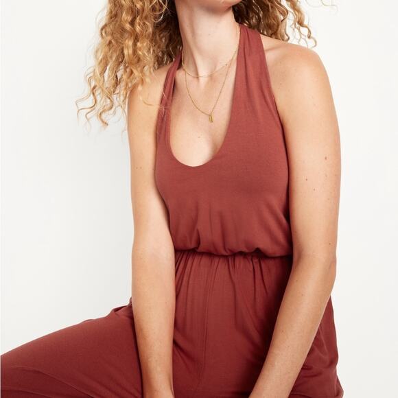 Old Navy gingerspice Waist-Defined Halter Jumpsuit - Picture 4 of 12